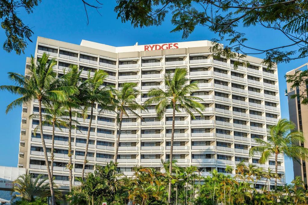 Rydges Esplanade Resort Кернс Екстер'єр фото