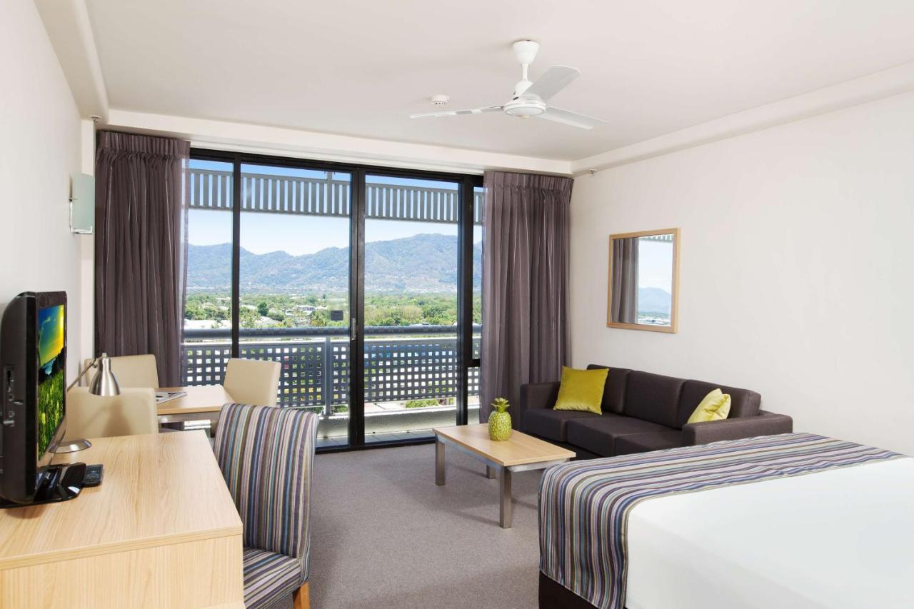 Rydges Esplanade Resort Кернс Екстер'єр фото