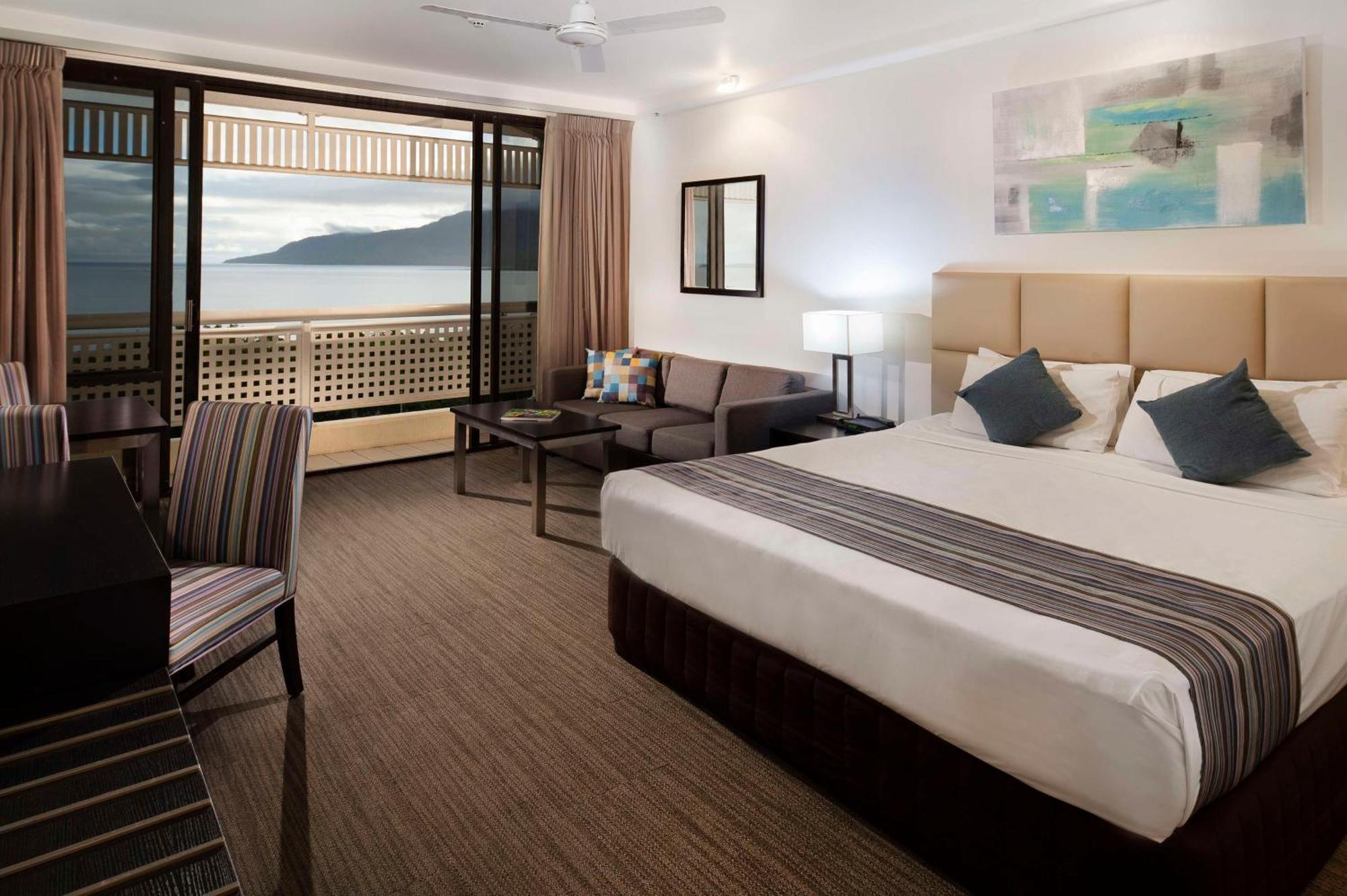 Rydges Esplanade Resort Кернс Екстер'єр фото