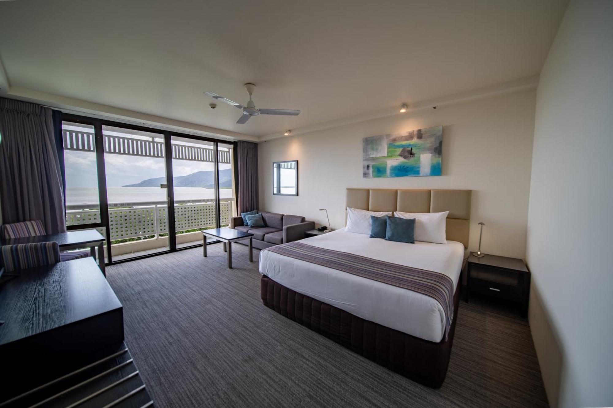 Rydges Esplanade Resort Кернс Екстер'єр фото